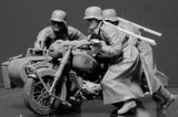 Master Box 1/35 German Motorcyclists WWII Era (4) Kit