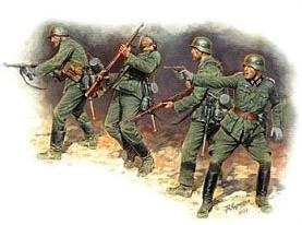 Master Box 1/35 German Infantry in Action Eastern Front 1941-42 (4) Kit