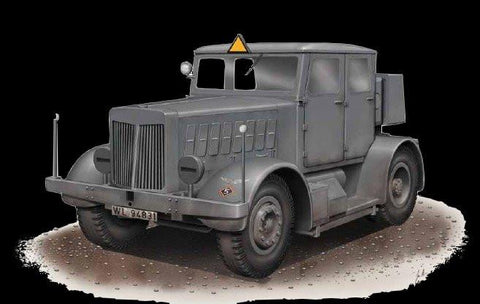 Special Hobby 1/72 SS100 Gigant German Heavy Tractor Kit
